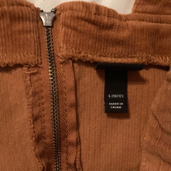 Target corduroy rust brown dress youth large 10/12 with pockets and buckles - Picture 6 of 6